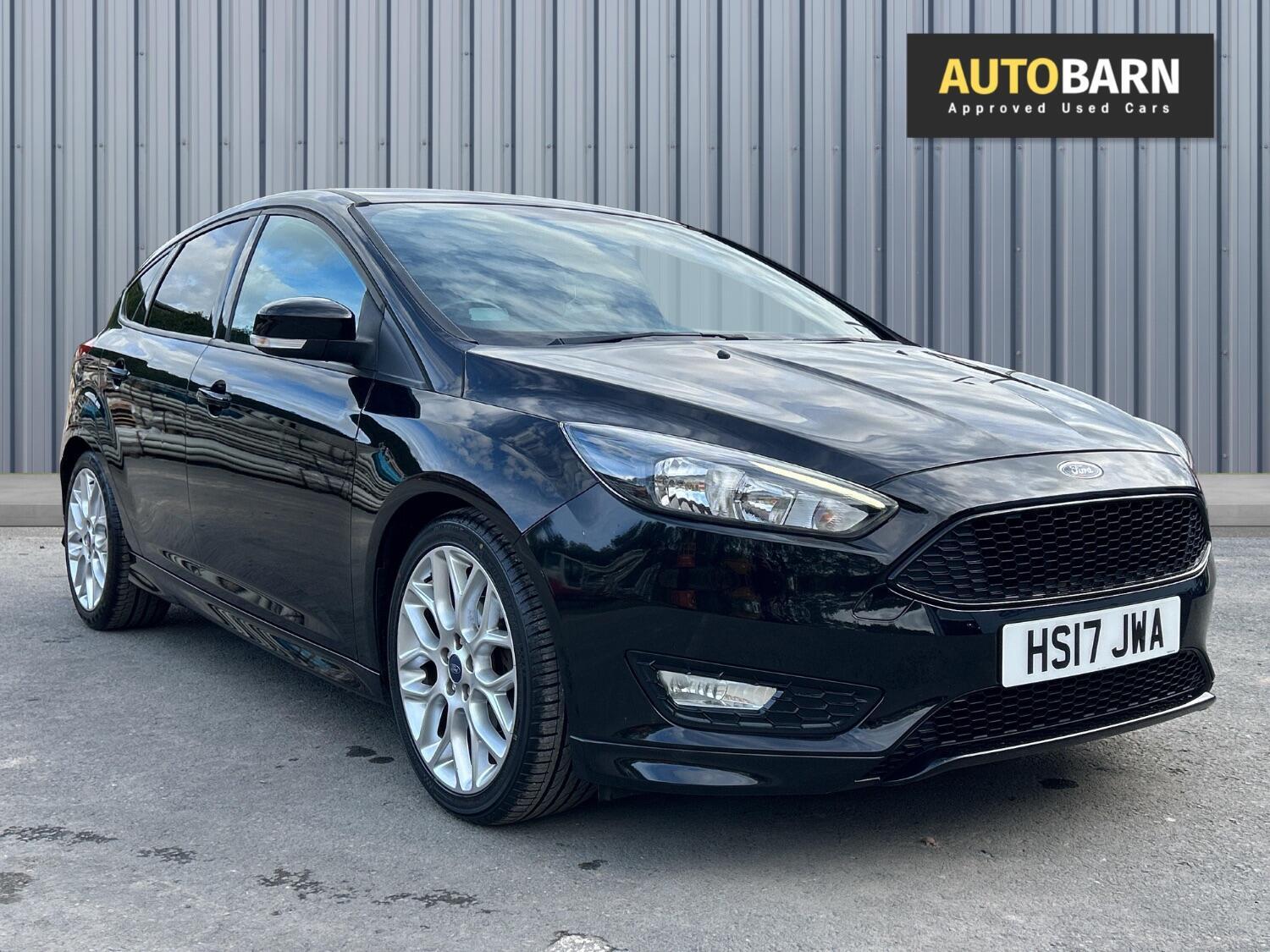 Used Ford Focus 2017 for sale - 76386878: Photo 1