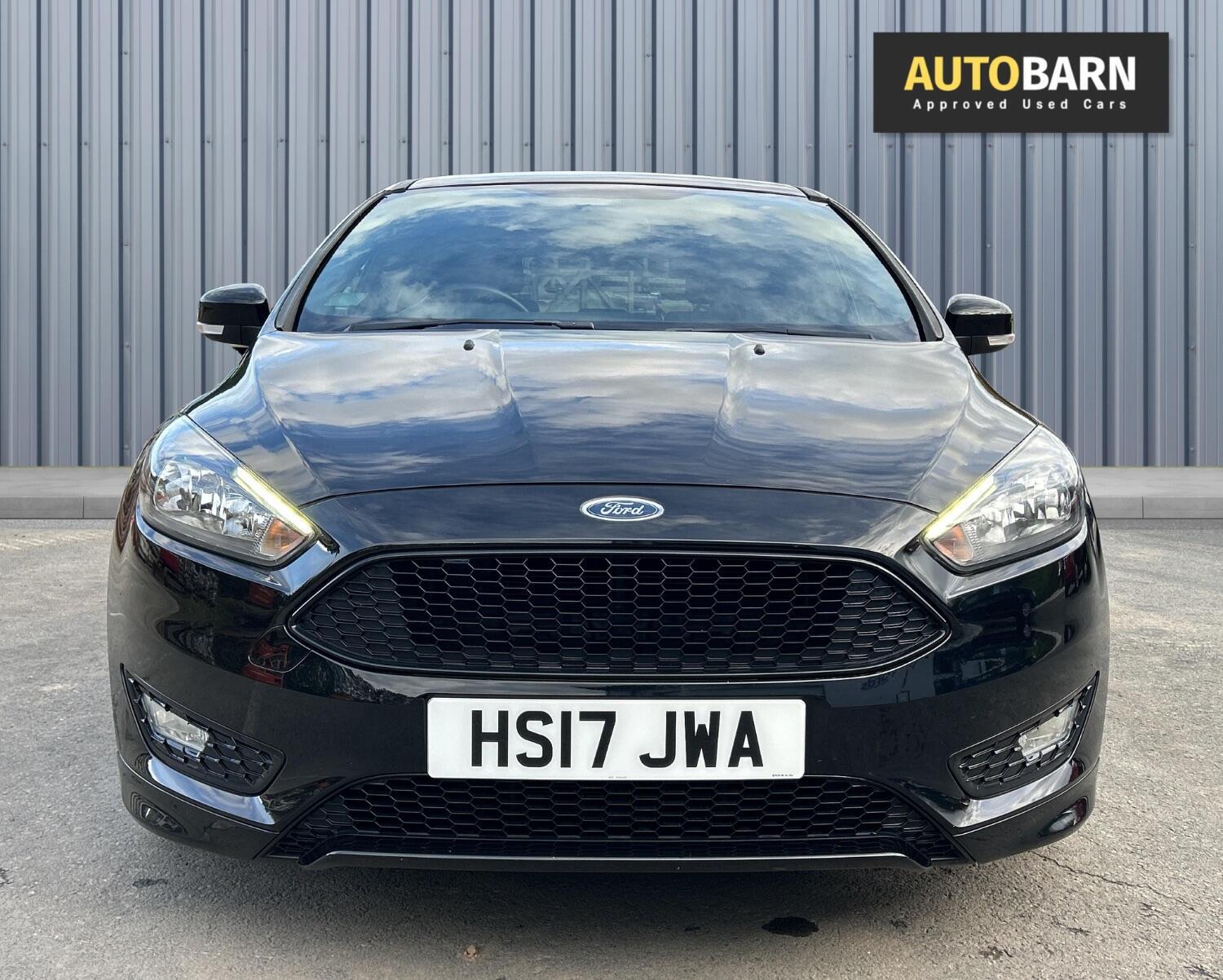 Used Ford Focus 2017 for sale - 76386878: Photo 11