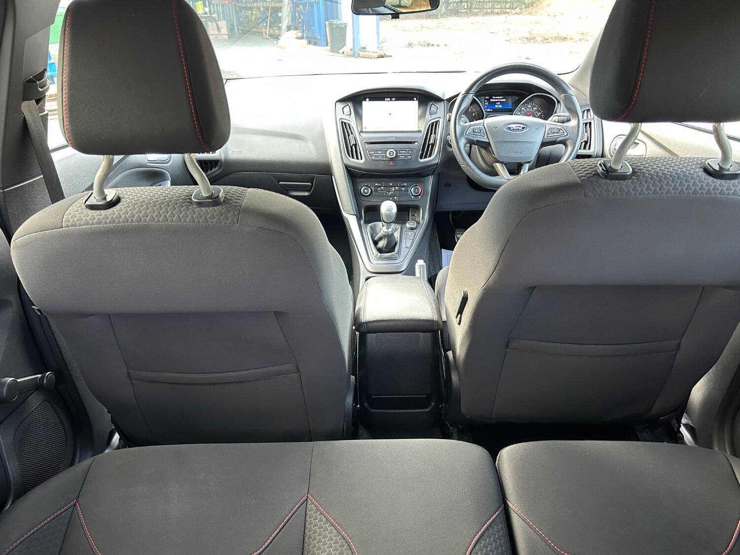 Used Ford Focus 2017 for sale - 76386878: Photo 24