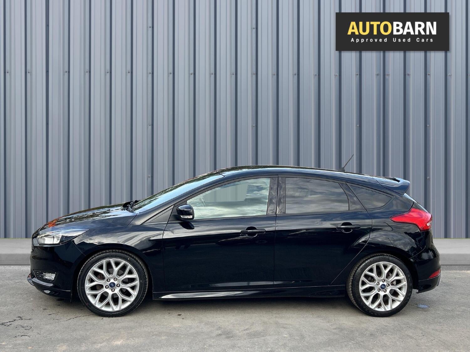 Used Ford Focus 2017 for sale - 76386878: Photo 7