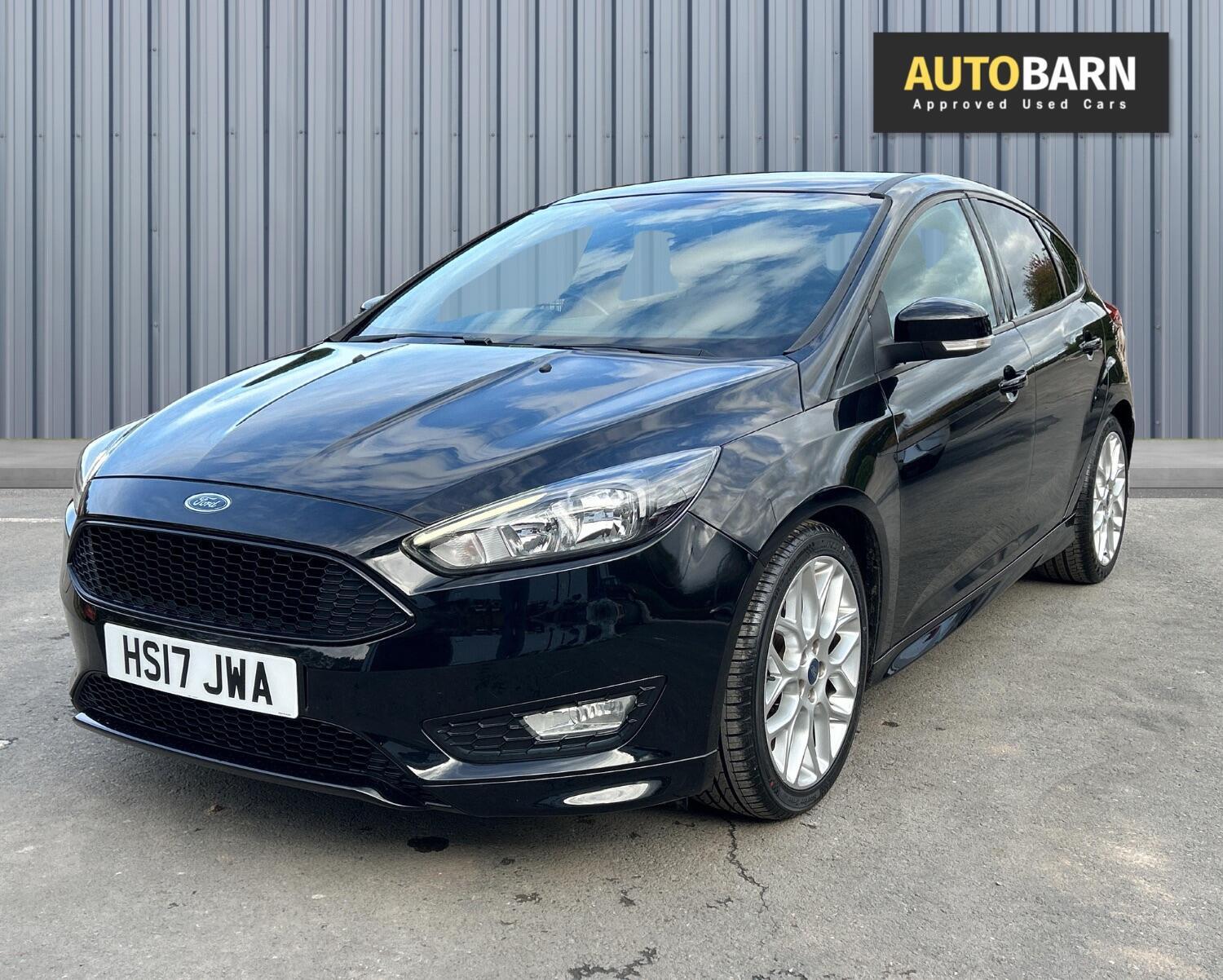 Used Ford Focus 2017 for sale - 76386878: Photo 9