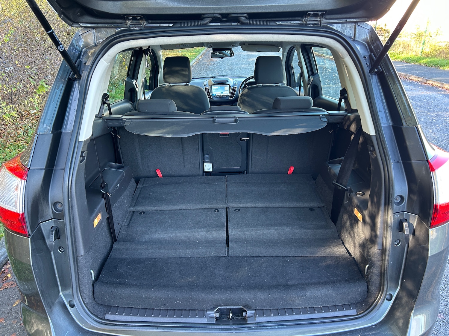 Used Ford Grand C-Max 2017 for sale - 76386895: Photo 18