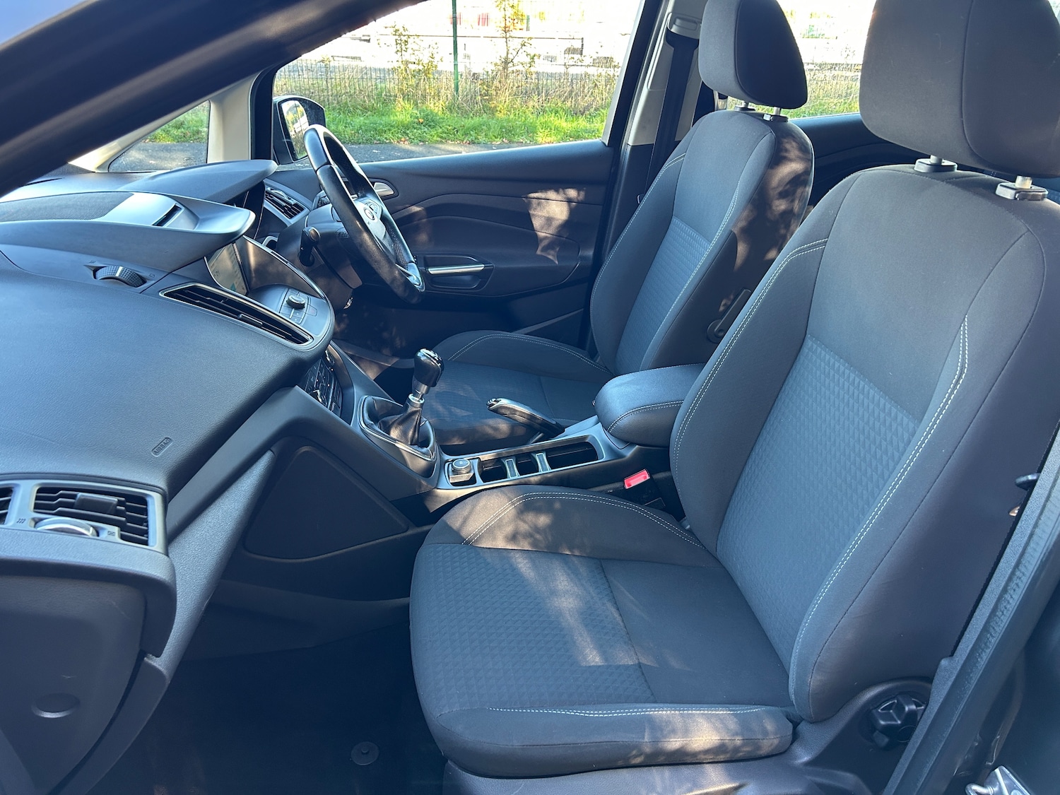 Used Ford Grand C-Max 2017 for sale - 76386895: Photo 23