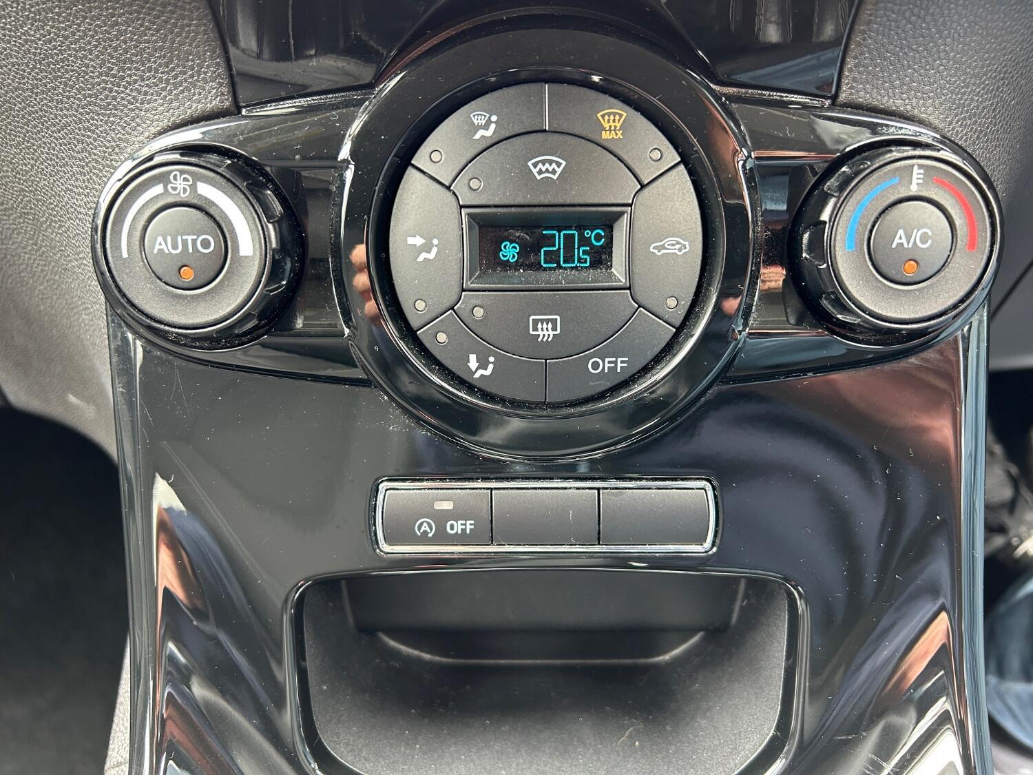 Used Ford Fiesta 2015 for sale - 76391929: Photo 19