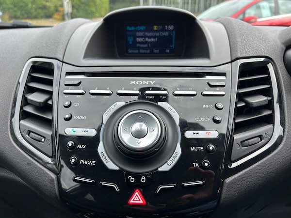 Used Ford Fiesta 2015 for sale - 75689474: Photo 16