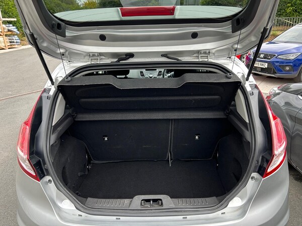 Used Ford Fiesta 2015 for sale - 75689474: Photo 21