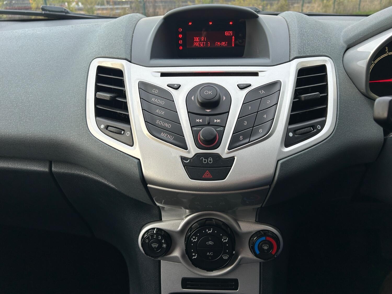 Used Ford Fiesta 2009 for sale - 76391931: Photo 16