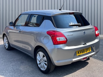 Used Suzuki Swift 2018 for sale - 79222597: Photo