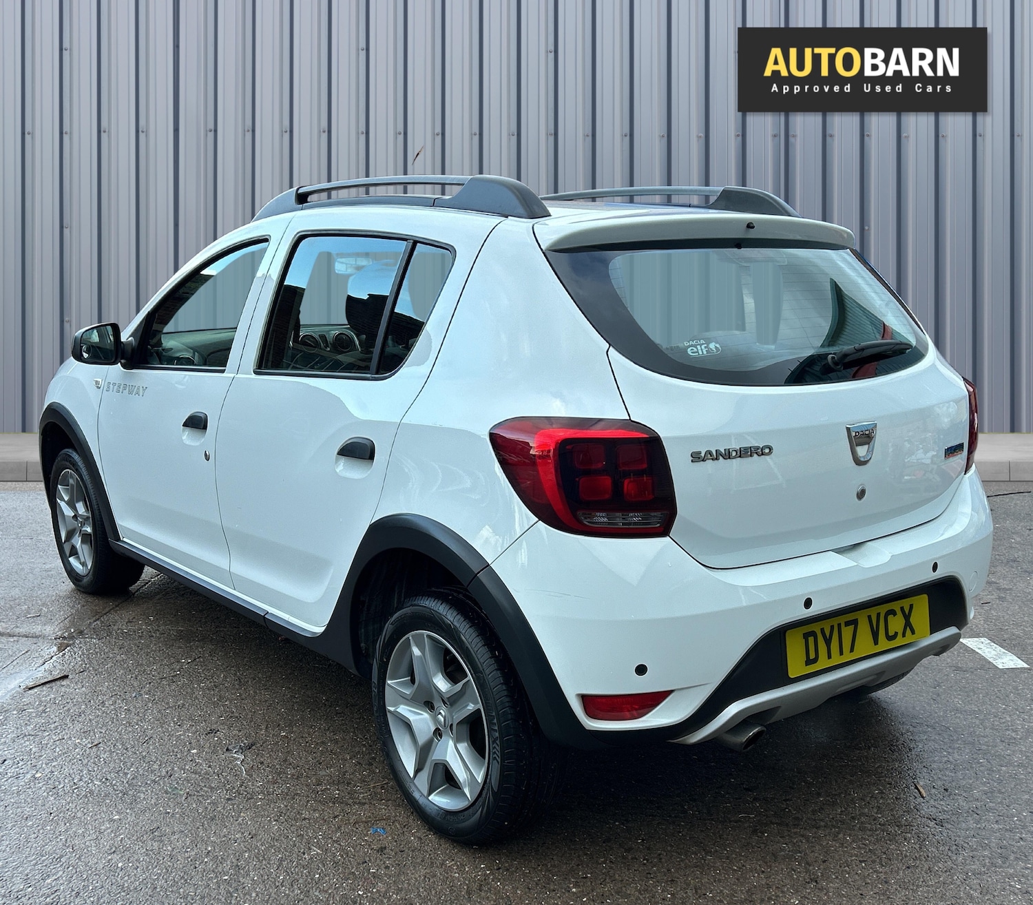 Used Dacia Sandero Stepway 2017 for sale - 77287391: Photo 7