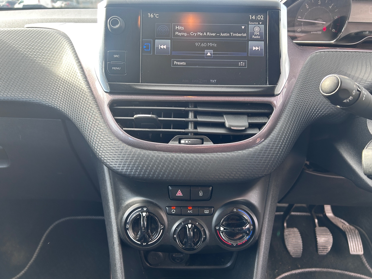 Used Peugeot 2008 2014 for sale - 77718986: Photo 13