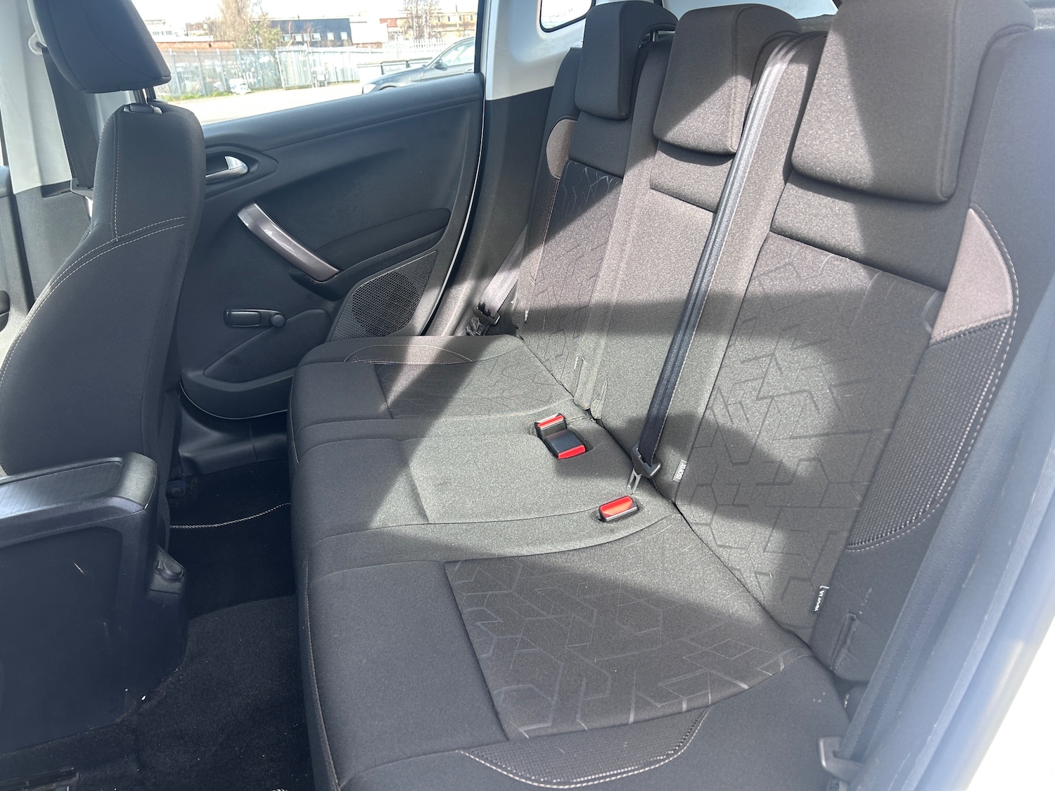 Used Peugeot 2008 2014 for sale - 77718986: Photo 19