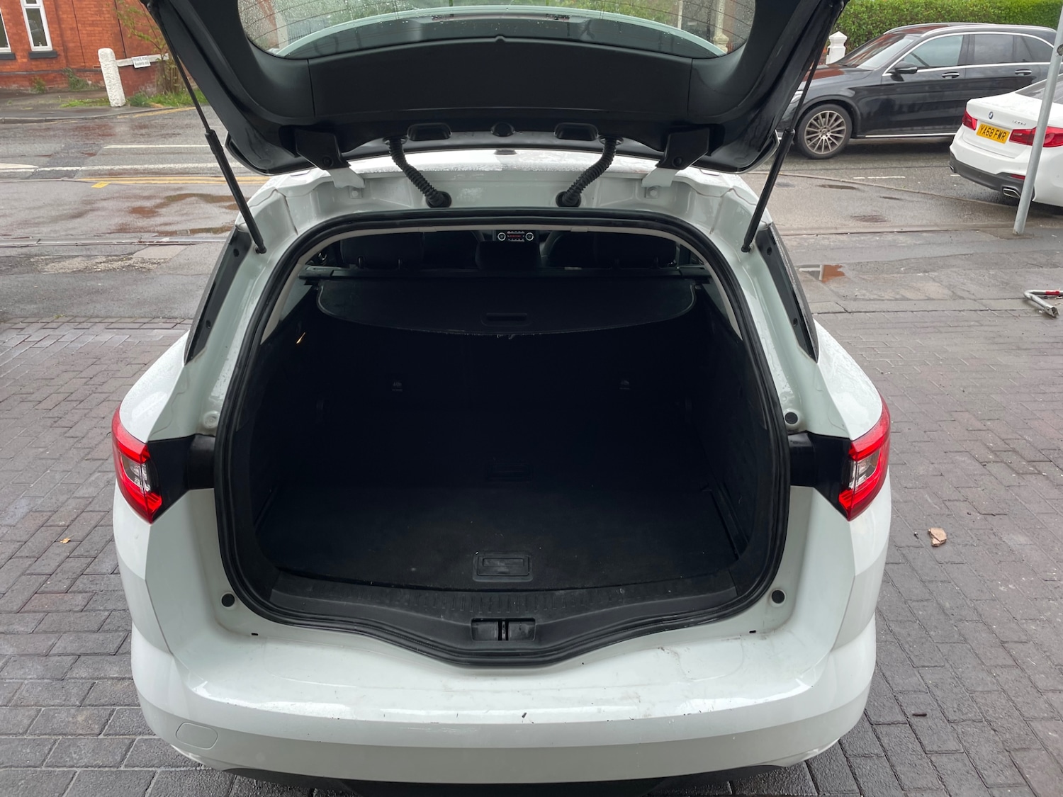 Used Renault Megane 2019 for sale - 76134548: Photo 12