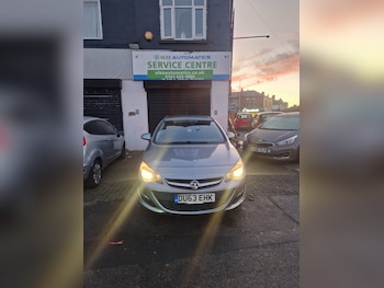 2013 (63) - 1.6i 16V Exclusiv 5dr Auto