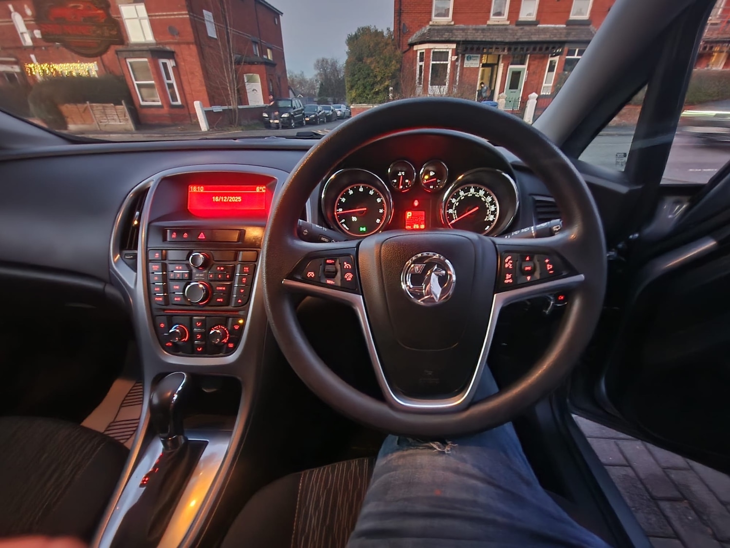 Used Vauxhall Astra 2013 for sale - 76960438: Photo 3