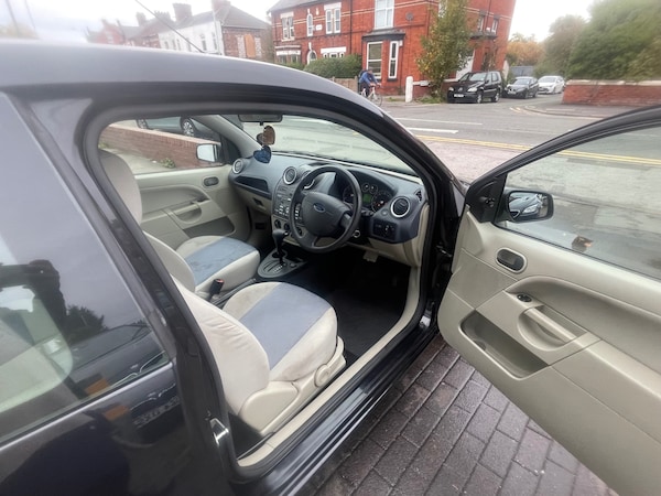 Used Ford Fiesta 2006 for sale - 76237389: Photo 14