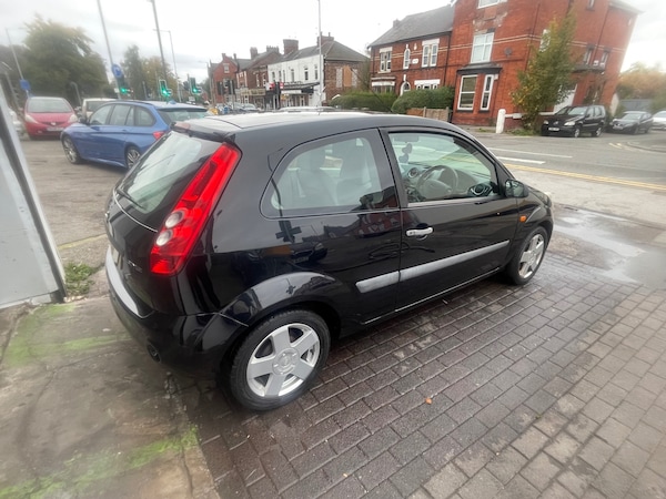 Used Ford Fiesta 2006 for sale - 76237389: Photo 5