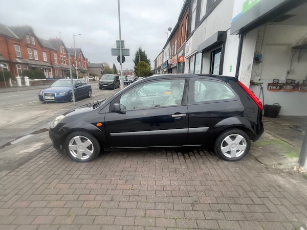 Used Ford Fiesta 2006 for sale - 76237389: Photo 8