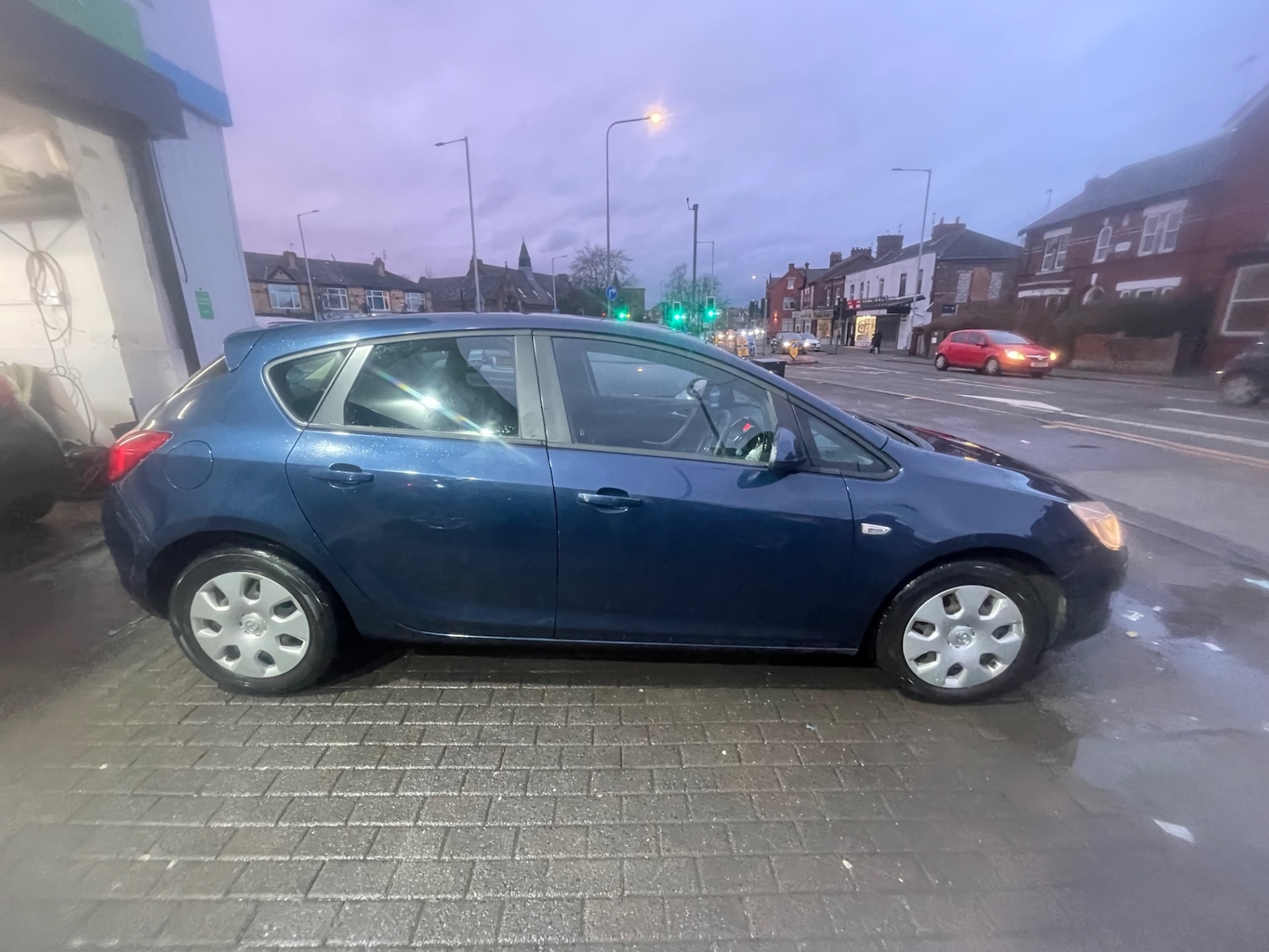 Used Vauxhall Astra 2012 for sale - 77274668: Photo 3