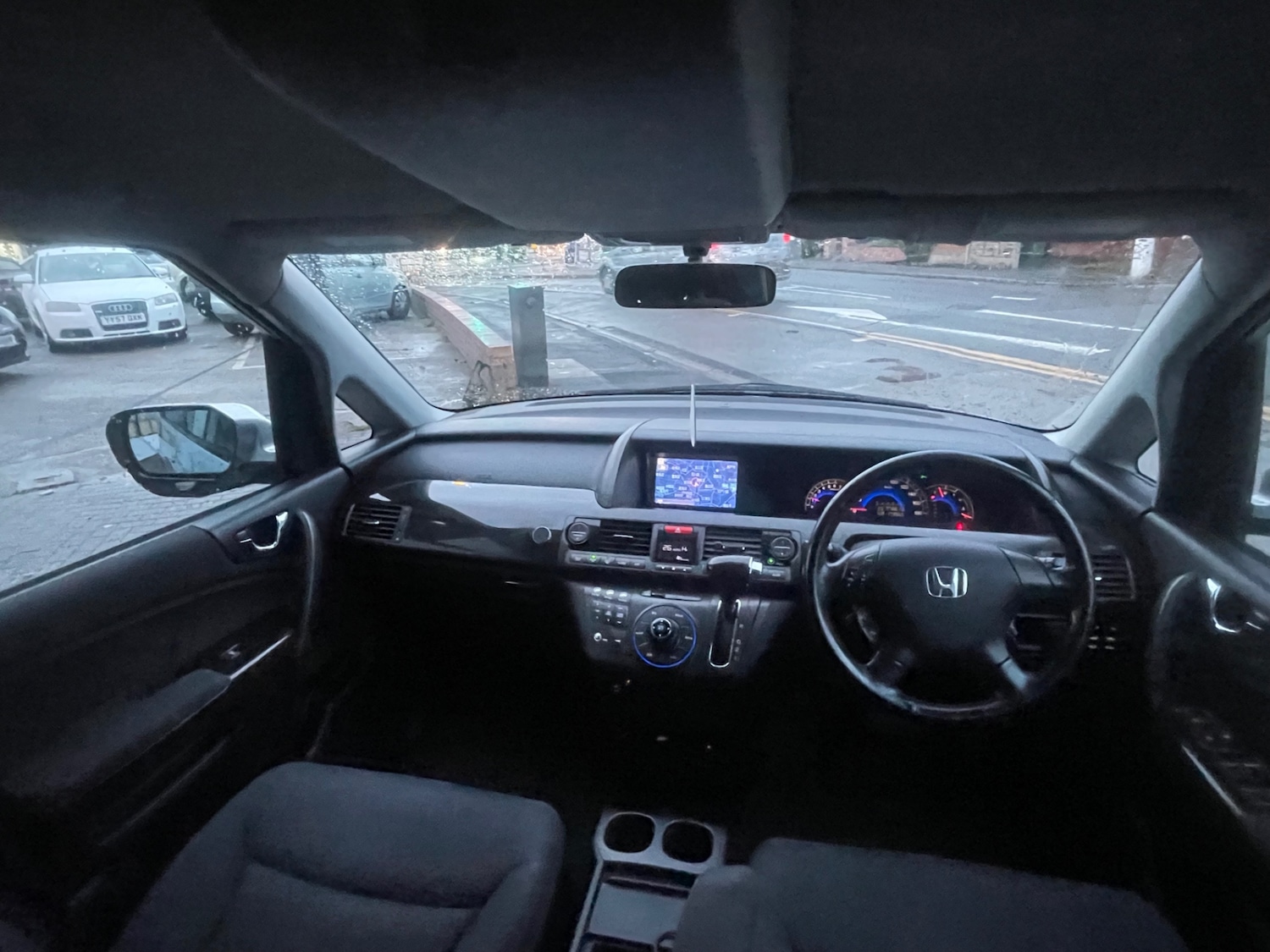 Used Honda Elysion 2018 for sale - 76438229: Photo 16