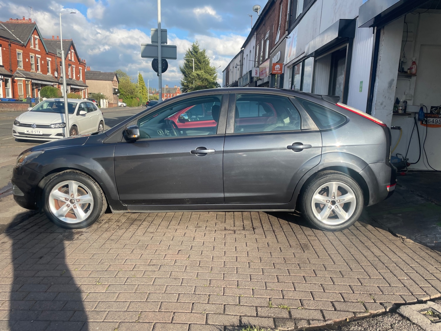 Used Ford Focus 2008 for sale - 76238534: Photo 2