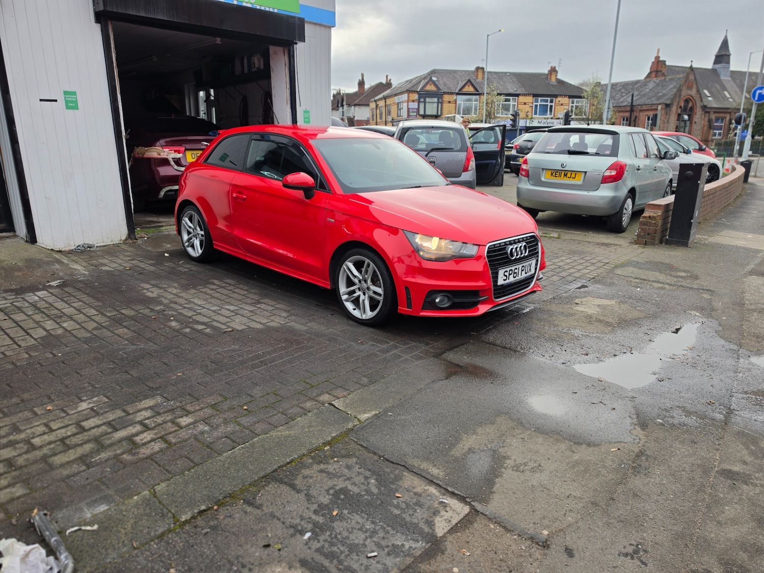 Used Audi A1 2011 for sale - 77681322: Photo 12
