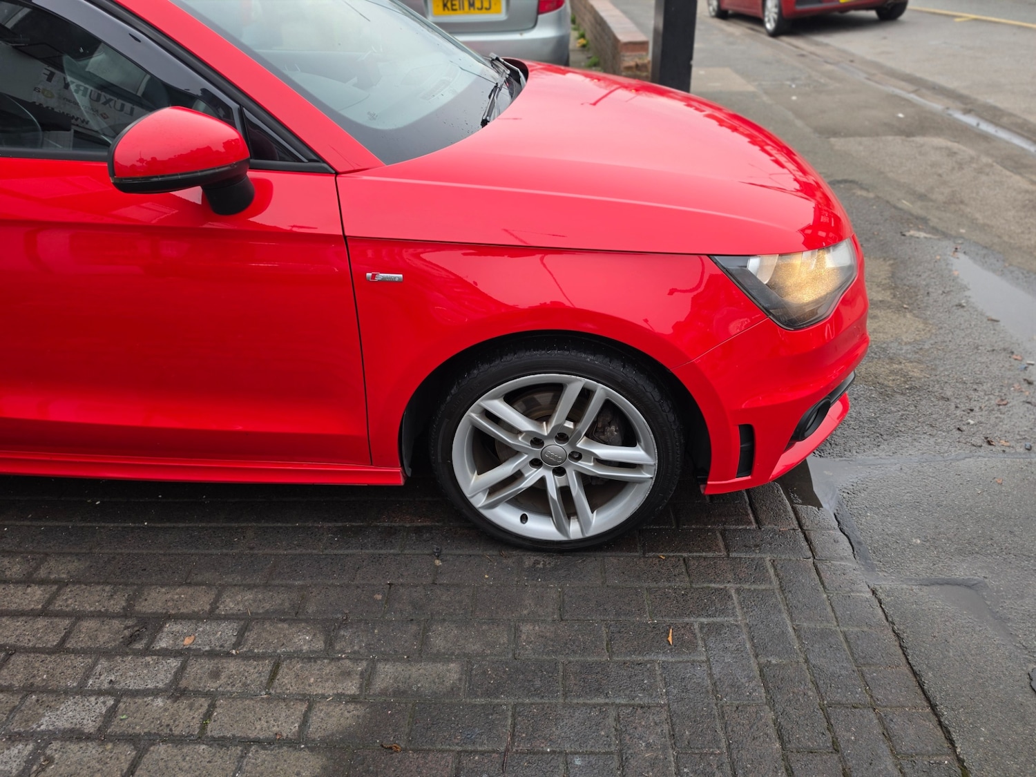 Used Audi A1 2011 for sale - 77681322: Photo 13