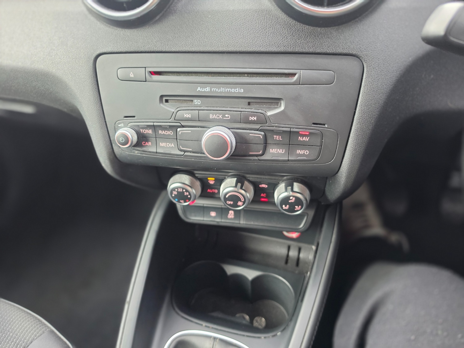 Used Audi A1 2011 for sale - 77681322: Photo 25