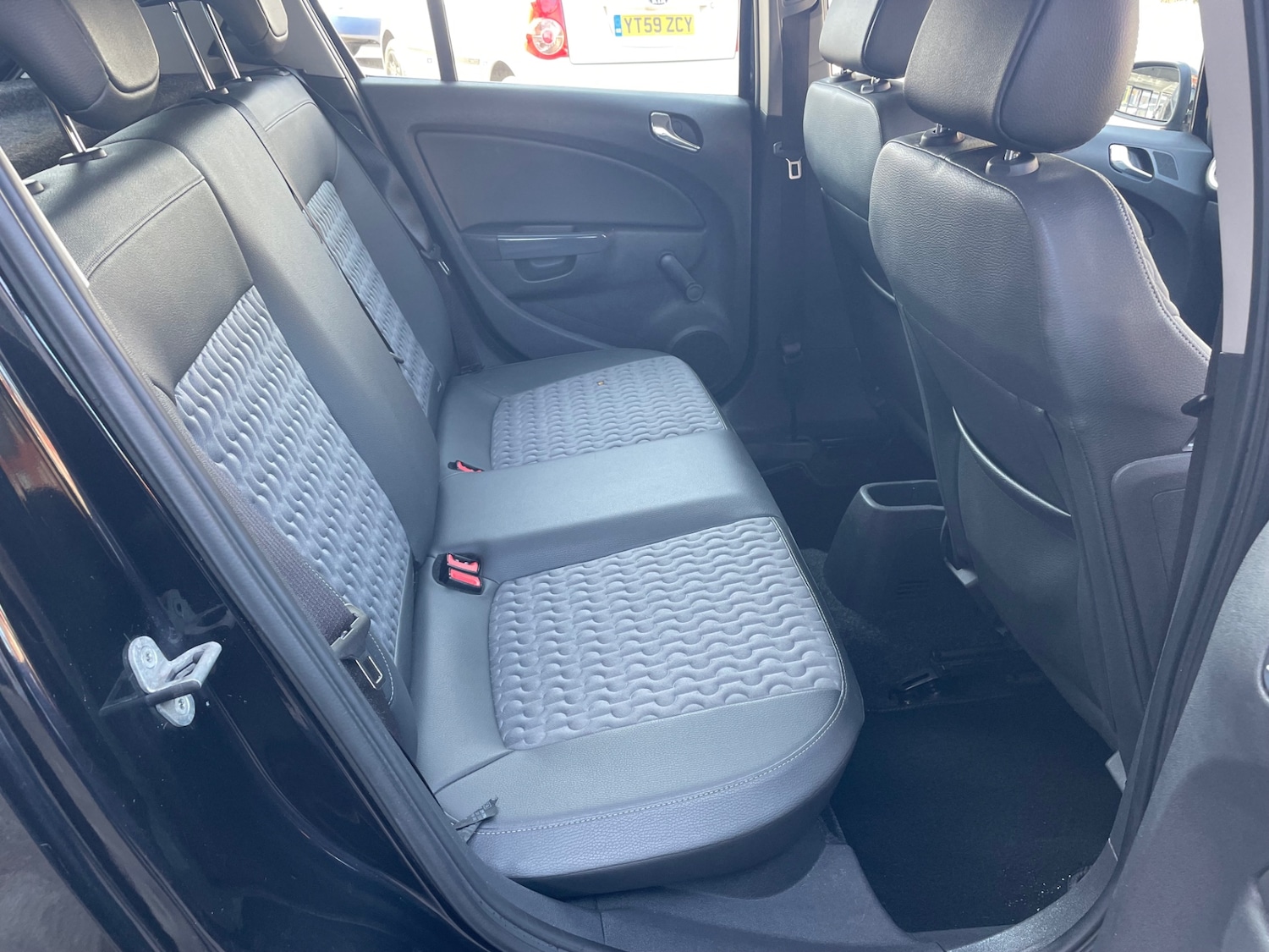 Used Vauxhall Corsa 2011 for sale - 76134499: Photo 17