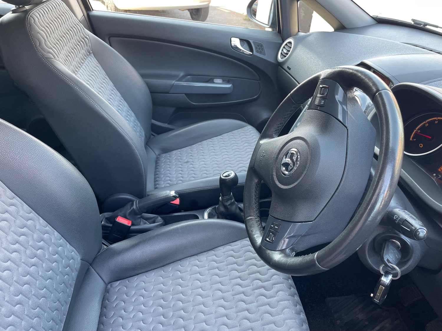 Used Vauxhall Corsa 2011 for sale - 76134499: Photo 18