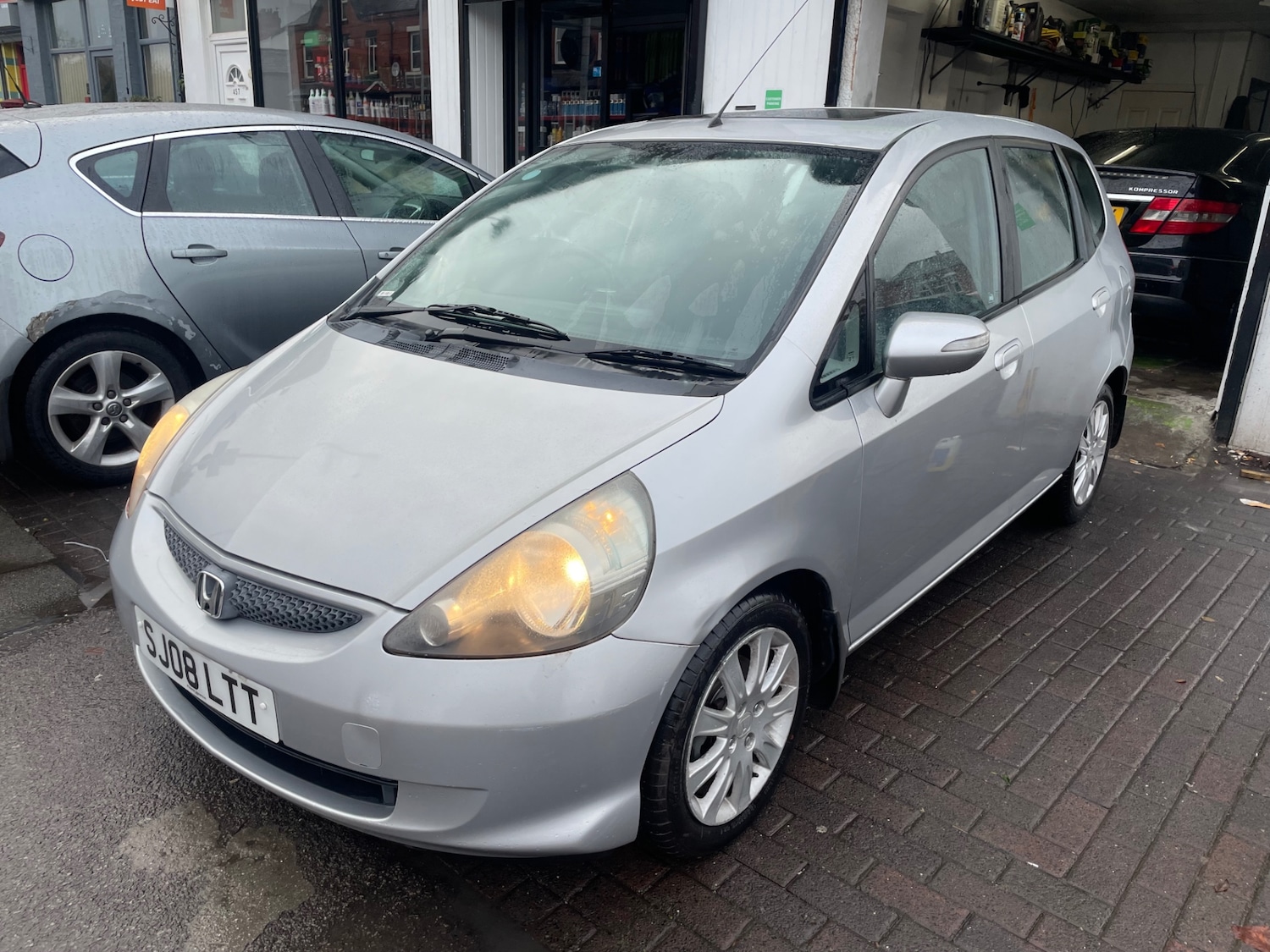 Used Honda Jazz 2008 for sale - 77176537: Photo 3