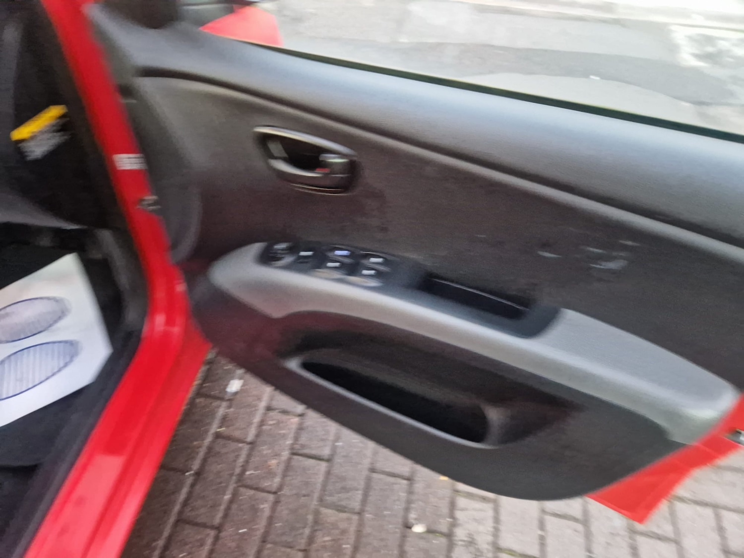 Used Hyundai i10 2011 for sale - 76618386: Photo 13