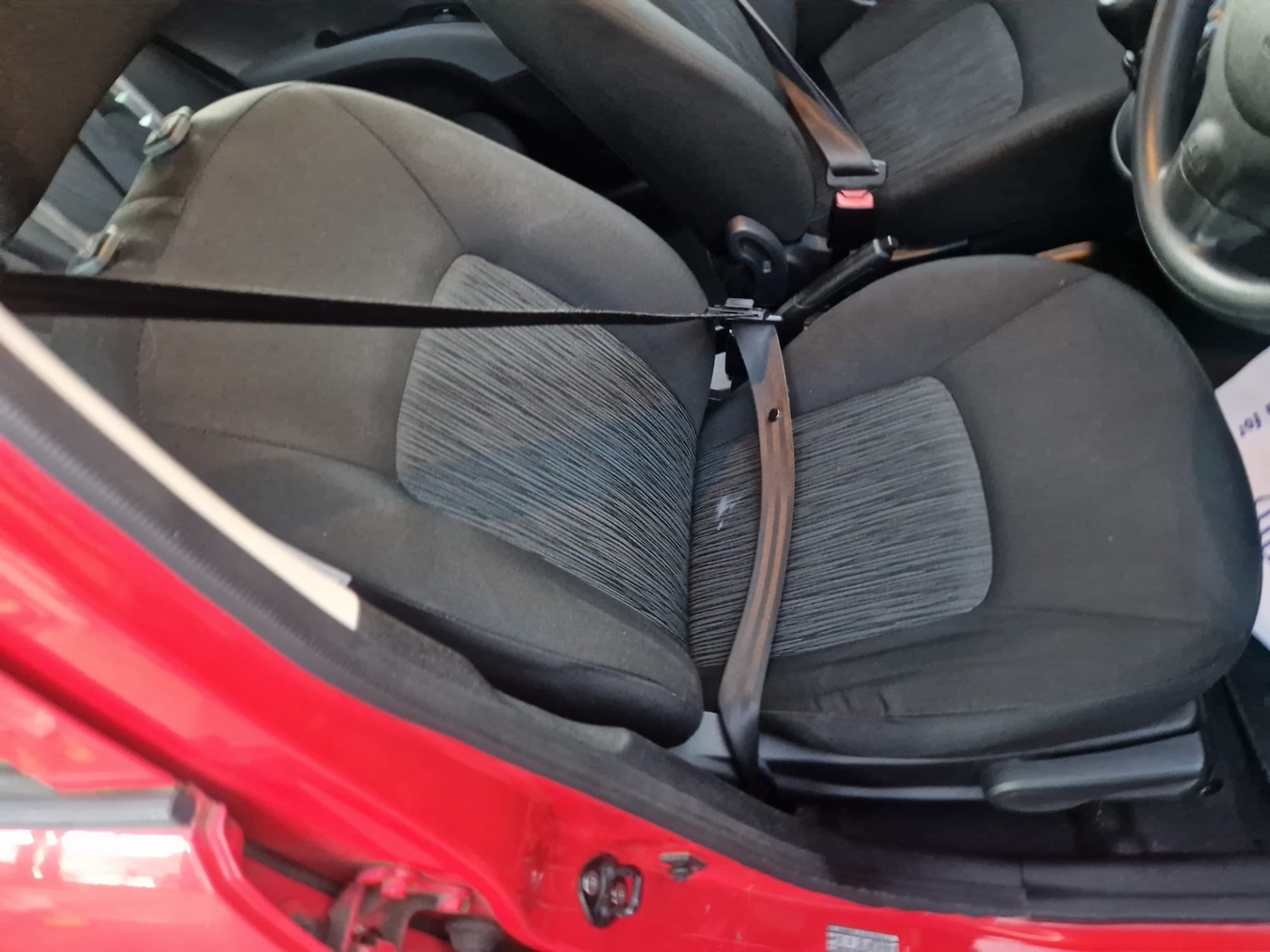 Used Hyundai i10 2011 for sale - 76618386: Photo 18