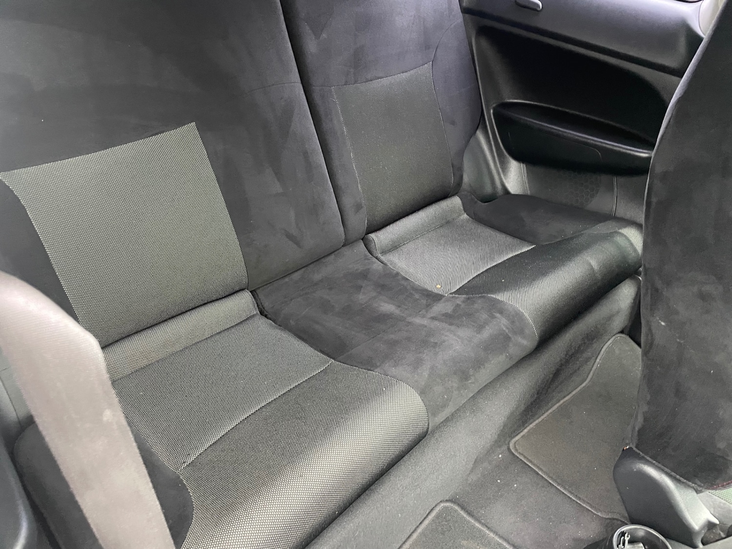 Used Honda Civic 2002 for sale - 76265799: Photo 18