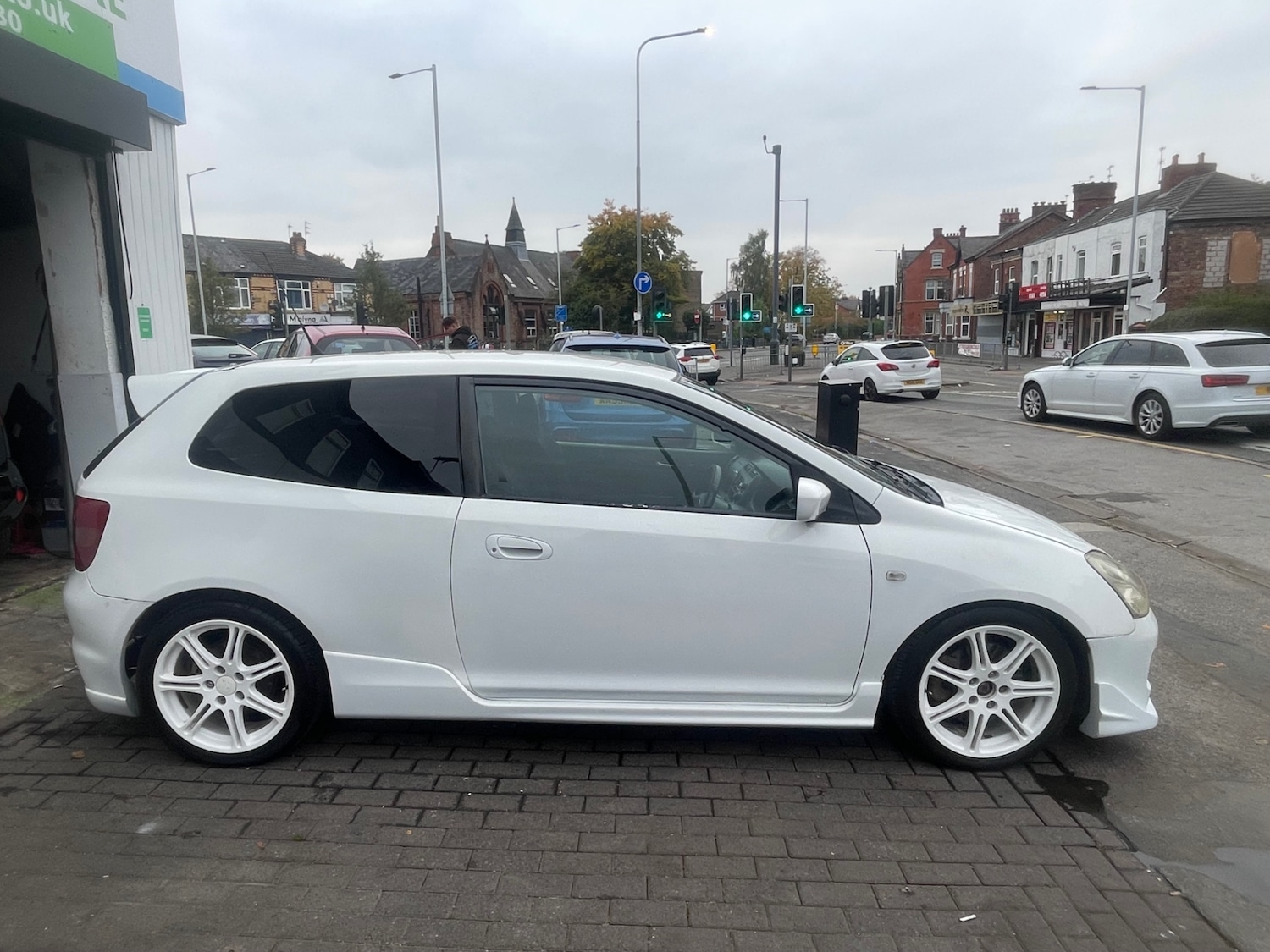 Used Honda Civic 2002 for sale - 76265799: Photo 7