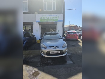 Used Mazda Mazda2 2010 for sale - 78428897: Photo