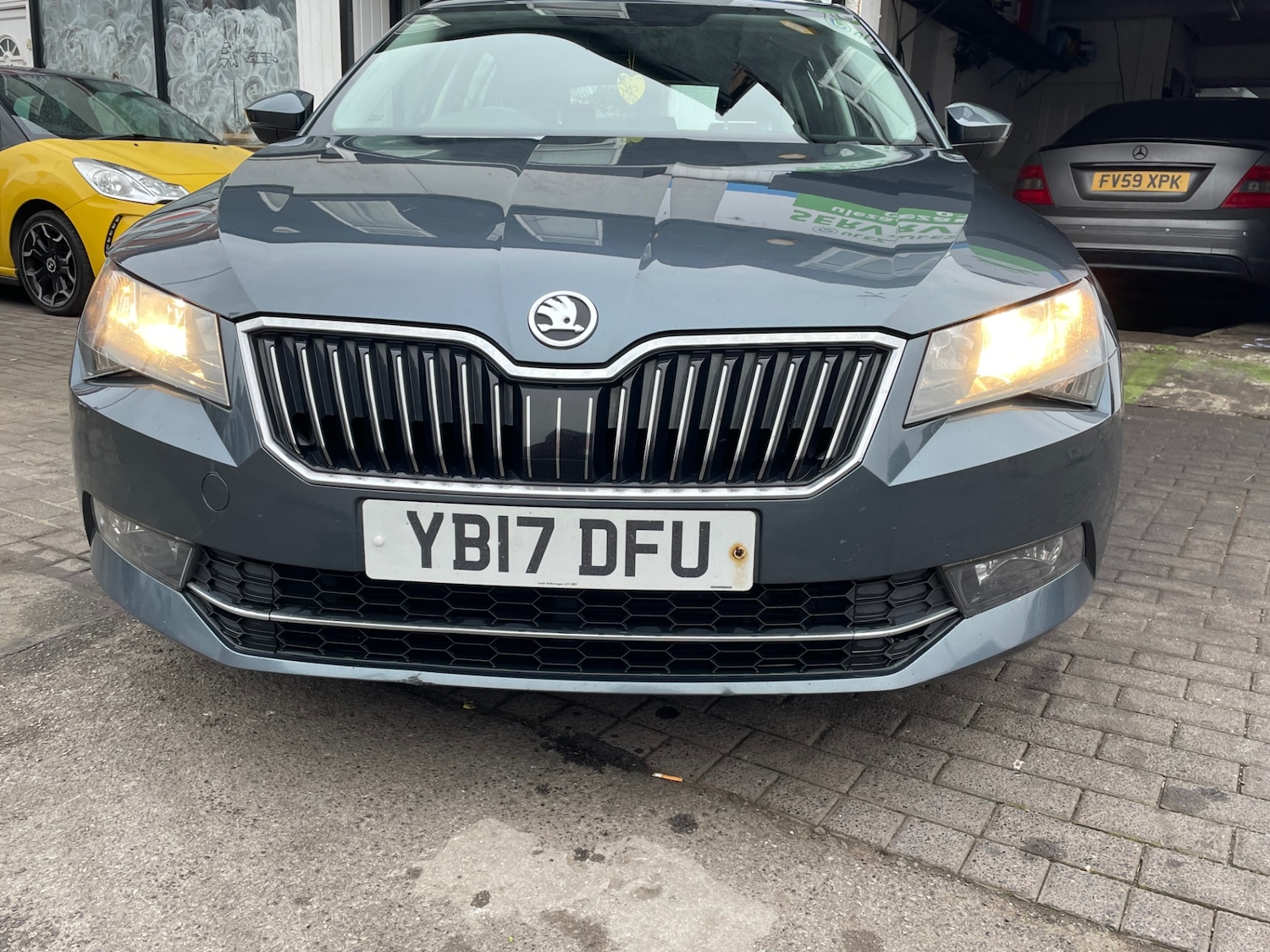 Used Skoda Superb 2017 for sale - 76134638: Photo 2