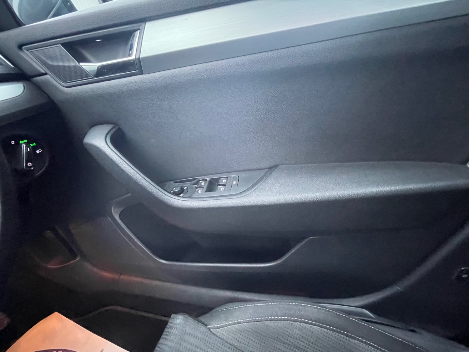 Used Skoda Superb 2017 for sale - 76134638: Photo 27