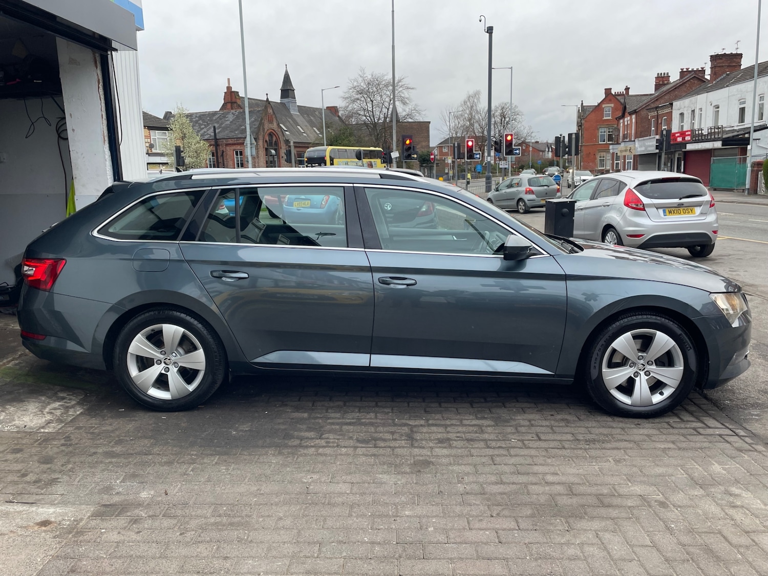 Used Skoda Superb 2017 for sale - 76134638: Photo 6