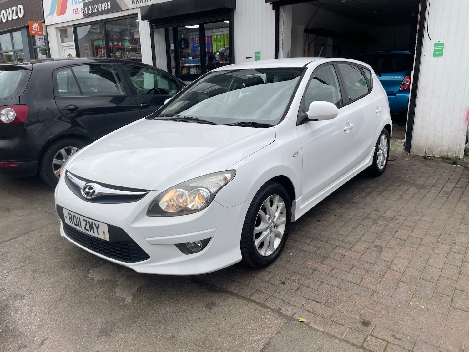 Used Hyundai i30 2011 for sale - 78078936: Photo 2