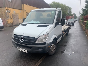 2010 (10) - 3.5t Chassis Cab Auto