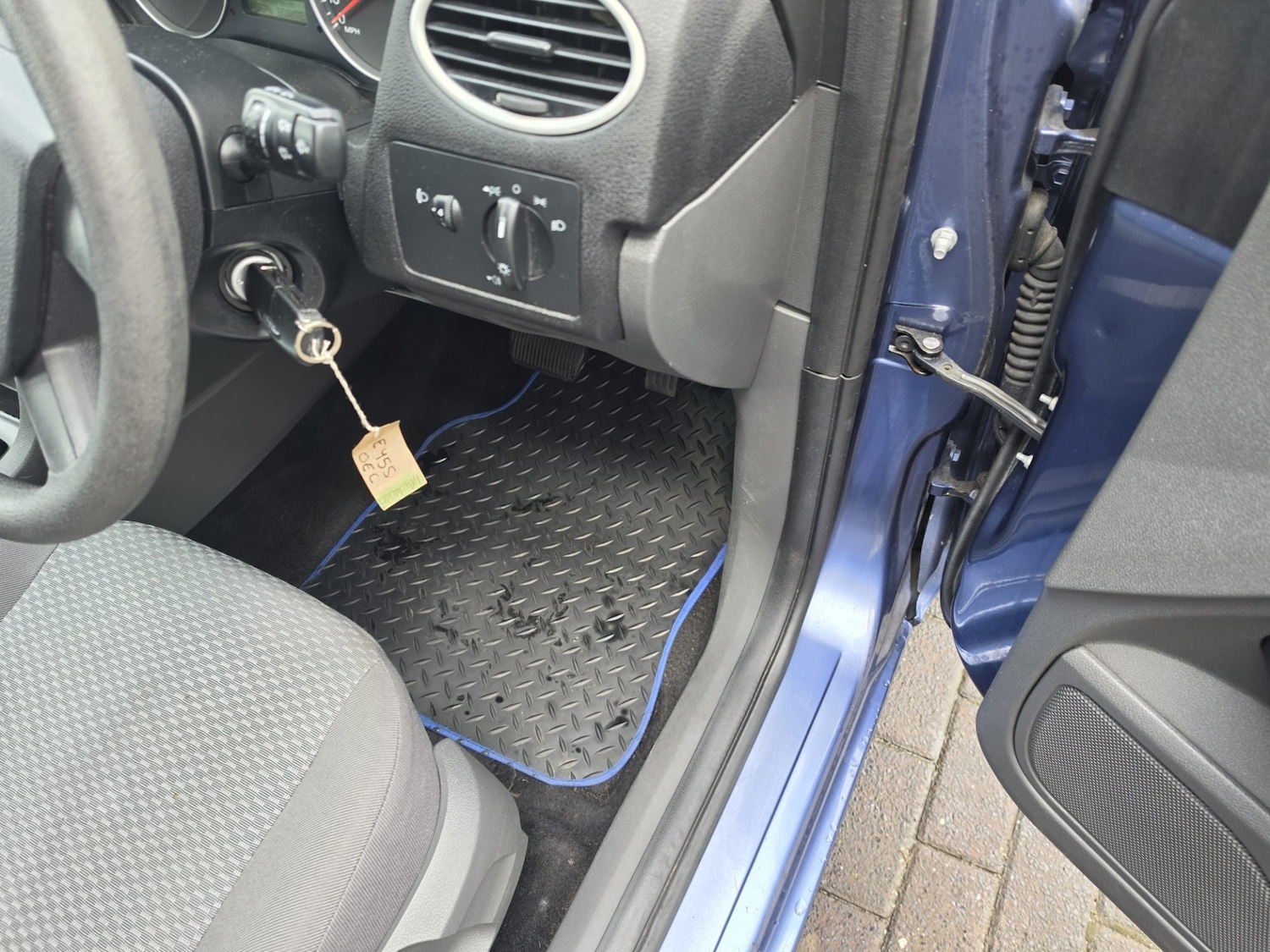 Used Ford Focus 2005 for sale - 78046005: Photo 9