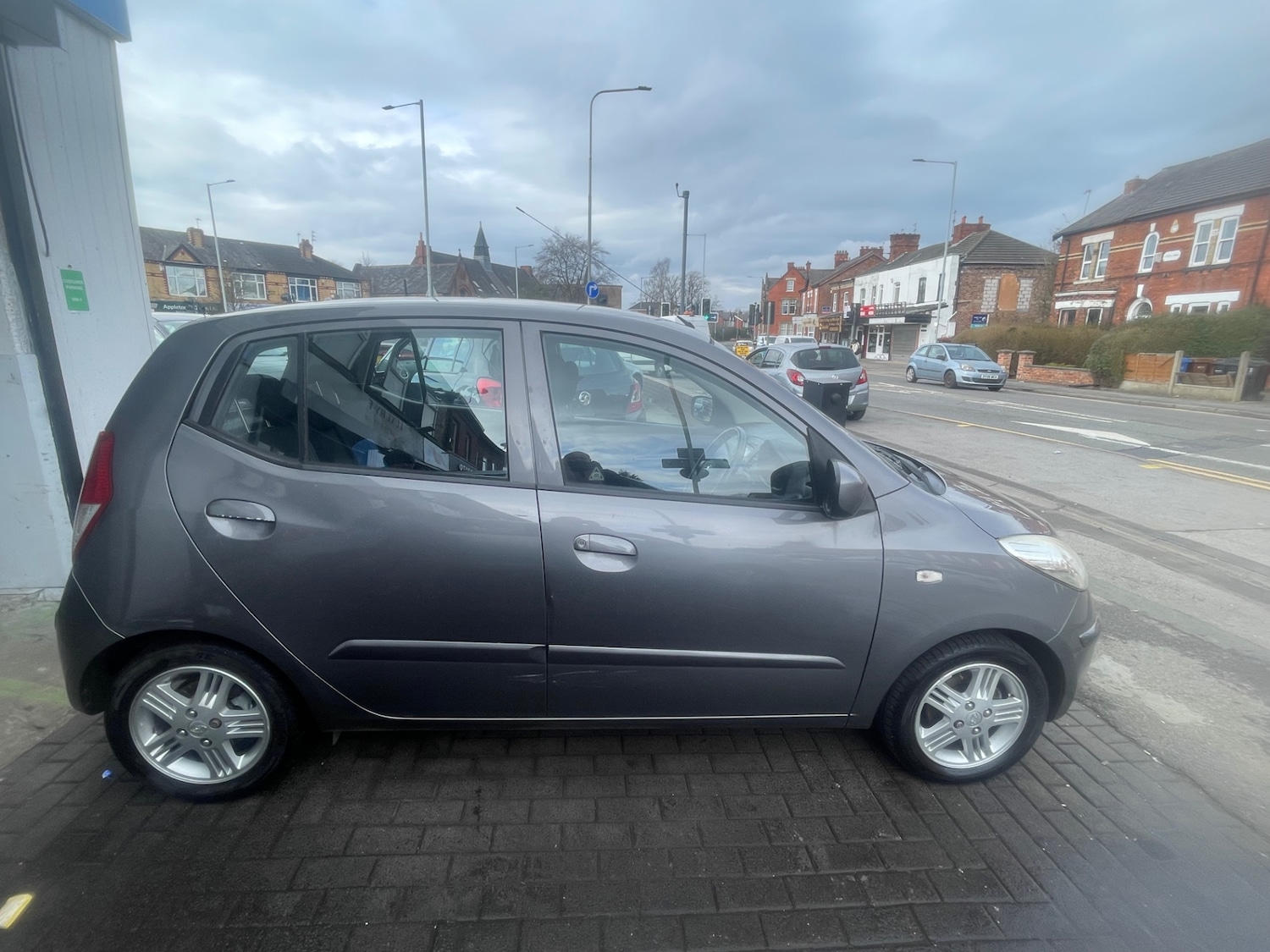 Used Hyundai i10 2010 for sale - 77663543: Photo 6