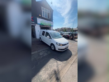 Used Volkswagen Caddy Maxi 2015 for sale - 79186334: Photo