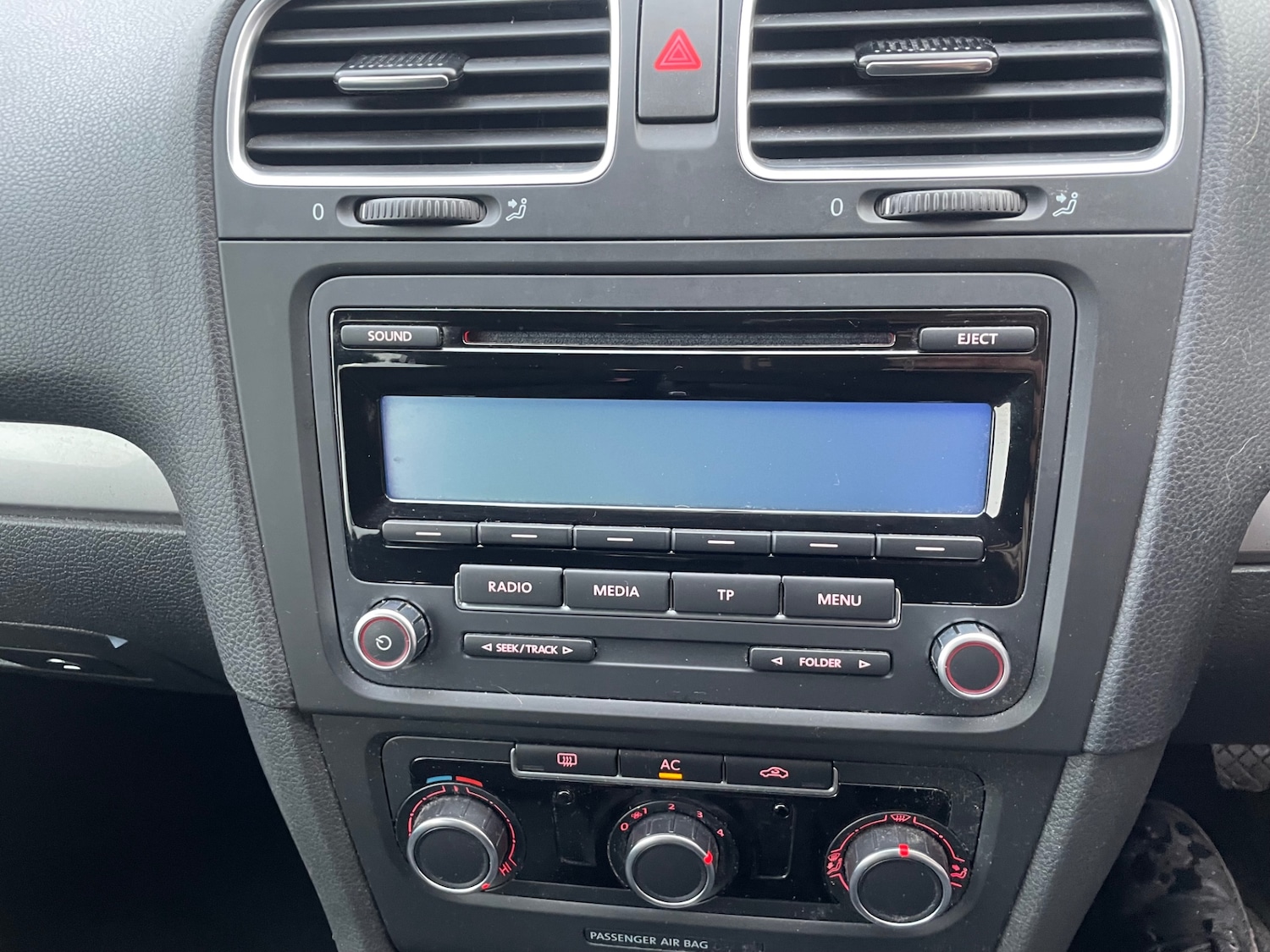 Used Volkswagen Golf 2011 for sale - 77176539: Photo 11