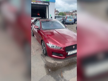 Used Jaguar XE 2016 for sale - 78817648: Photo