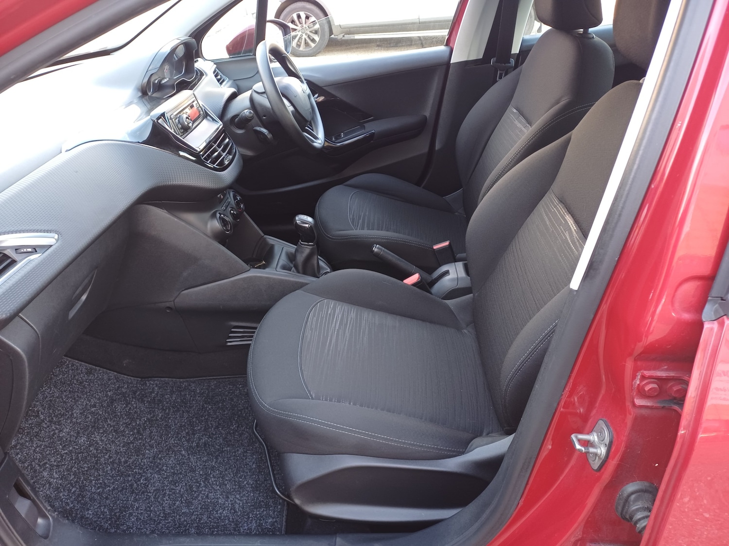 Used Peugeot 208 2016 for sale - 77793020: Photo 14