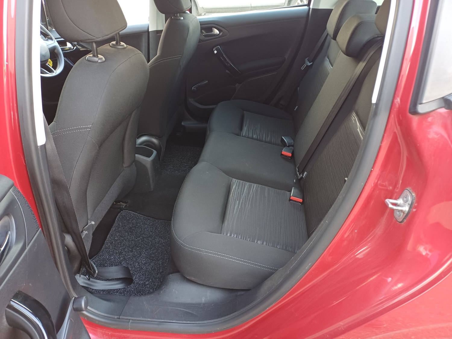 Used Peugeot 208 2016 for sale - 77793020: Photo 15