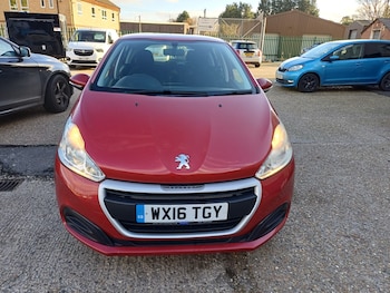 Used Peugeot 208 2016 for sale - 77793020: Photo
