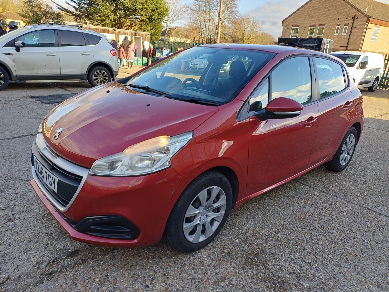 Used Peugeot 208 2016 for sale - 77793020: Photo 5