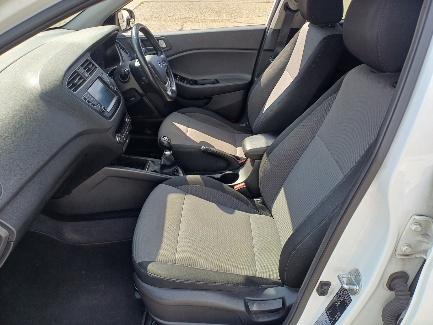 Used Hyundai i20 2019 for sale - 78162048: Photo 16